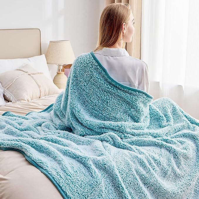EMME Soft Sherpa Fleece Blanket Reversible Plush Fluffy Large Blanket, Light Weight Warm Decorative Boho Blanket Cover for Sofa, Couch, Bedroom,Travel(Plush Teal,50"x60")
