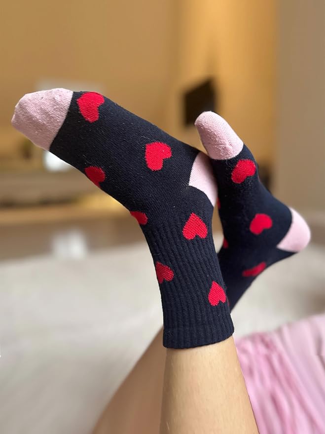 COTTON DAY Kids Girls Pink White Crew Athletic Socks with Retro Stripes Hearts