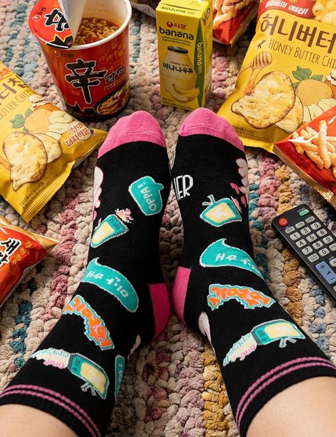 InnoBeta K Drama Gifts, Kpop Gifts Socks for Women Girls, One Size Crew Socks for K Drama K-Pop Lovers