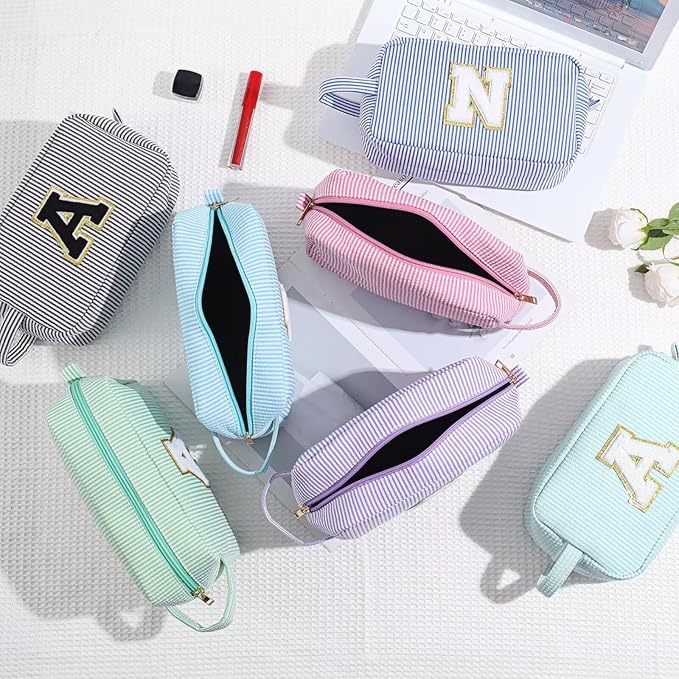 YOOLIFE Birthday Gifts for Mom, Mom Gifts from Daughter, Mother In Law Gifts, Mama Gift Idea, Personalized Gifts for Women, Initial Makeup Bag for Women Z