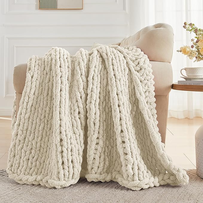 Carriediosa Chunky Knit Throw Blanket 60" X 80" Twin, 100% Hand Made Large Chenille Loop Yarn Soft Fluffy Throws for Couch Sofa Bed, Big Crochet Cozy Heavy Thick Cable Woven Blanket, Light Beige