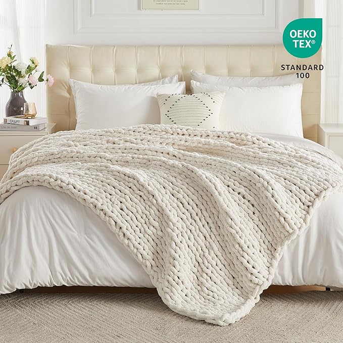 Carriediosa Chunky Knit Throw Blanket 60" X 80" Twin, 100% Hand Made Large Chenille Loop Yarn Soft Fluffy Throws for Couch Sofa Bed, Big Crochet Cozy Heavy Thick Cable Woven Blankets, Cream White