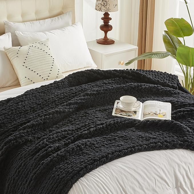 Carriediosa Chunky Knit Throw Blanket 60" X 80" Twin, 100% Hand Made Large Chenille Loop Yarn Soft Fluffy Throws for Couch Sofa Bed, Big Crochet Cozy Heavy Thick Cable Woven Blankets, Black